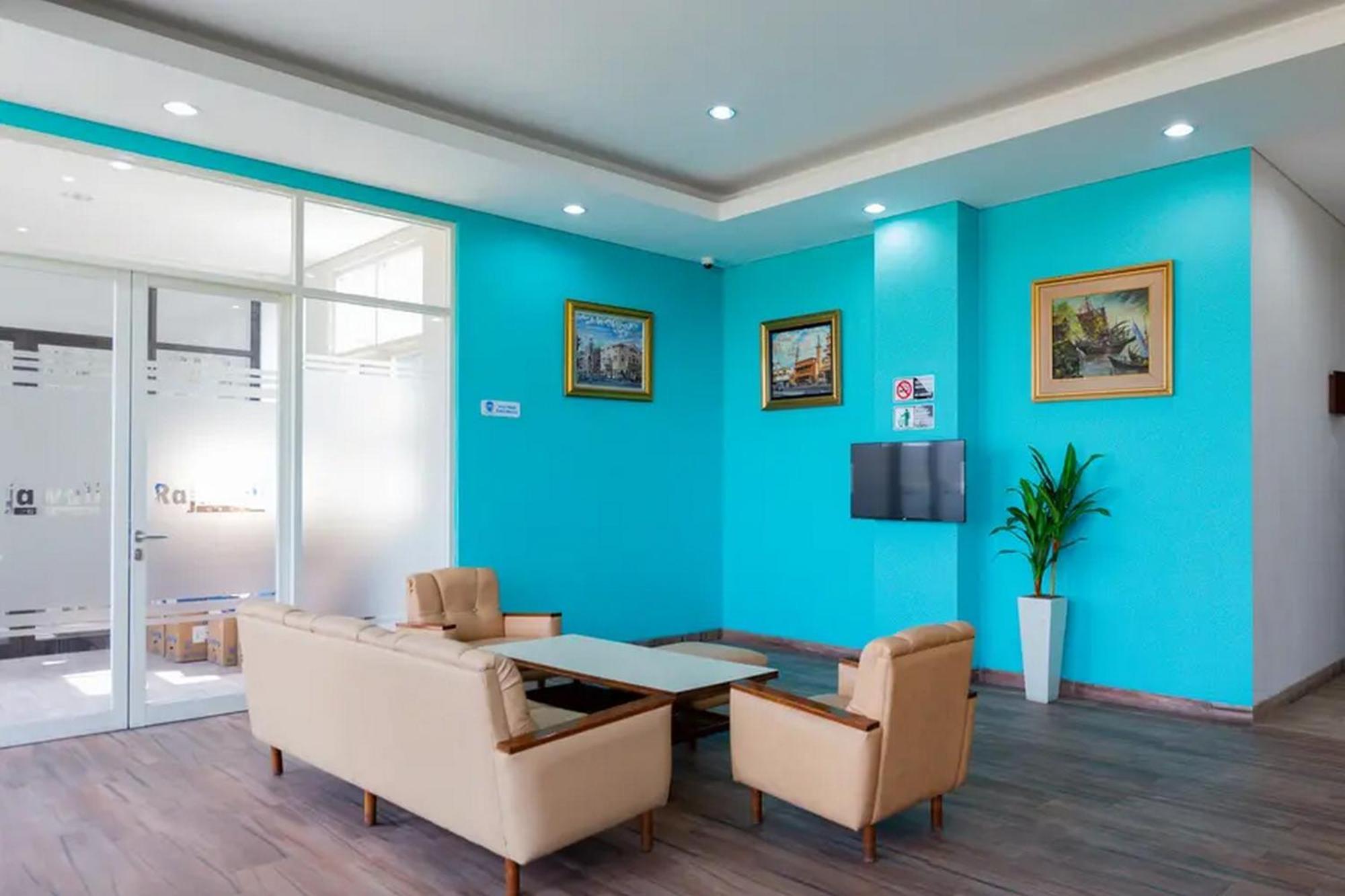 Sans Hotel Rajawali Surabaya By Reddoorz Krembangan Εξωτερικό φωτογραφία