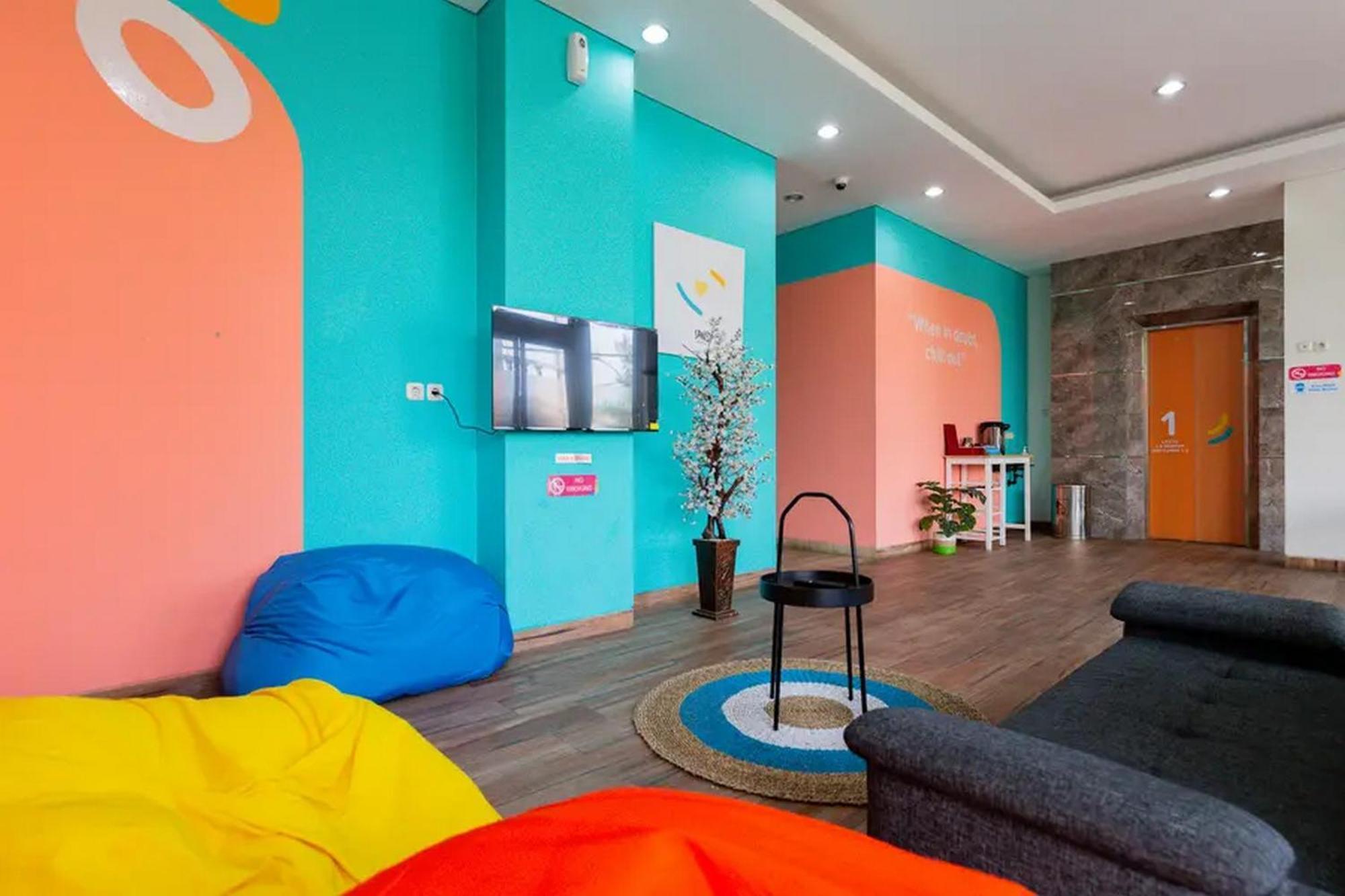Sans Hotel Rajawali Surabaya By Reddoorz Krembangan Εξωτερικό φωτογραφία