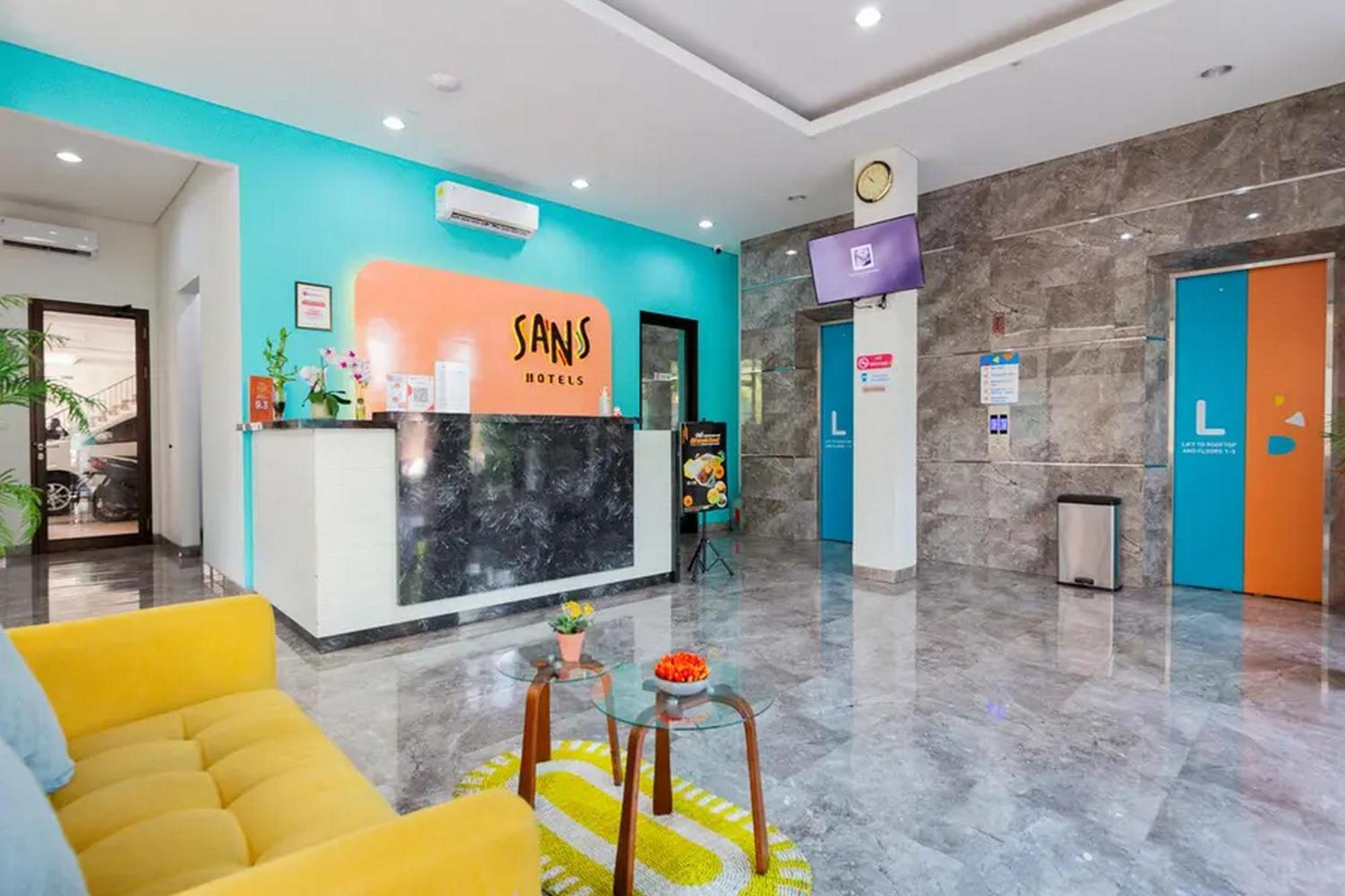 Sans Hotel Rajawali Surabaya By Reddoorz Krembangan Εξωτερικό φωτογραφία