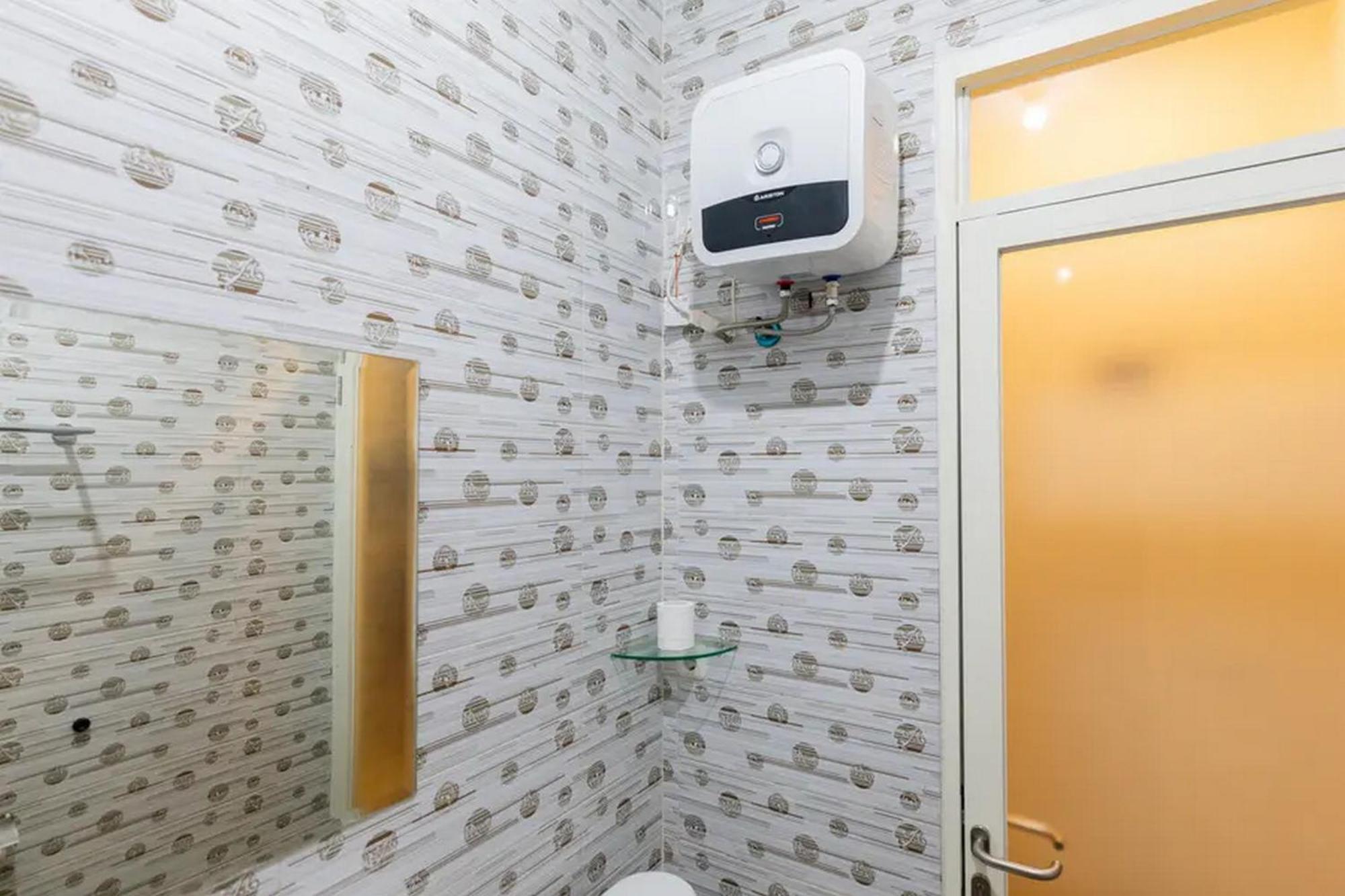 Sans Hotel Rajawali Surabaya By Reddoorz Krembangan Εξωτερικό φωτογραφία